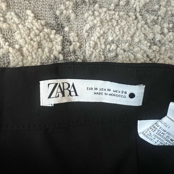 Zara black mini skirt with side tie - Picture 2 of 4